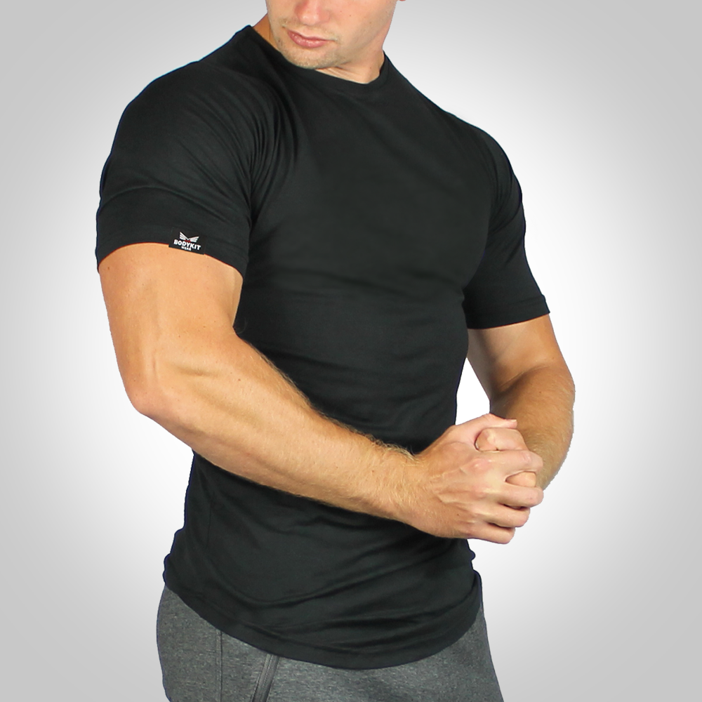 muscle fit black t shirt